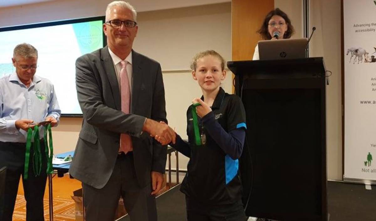Summer Farrelly awarded for animal therapies – Bundaberg Now