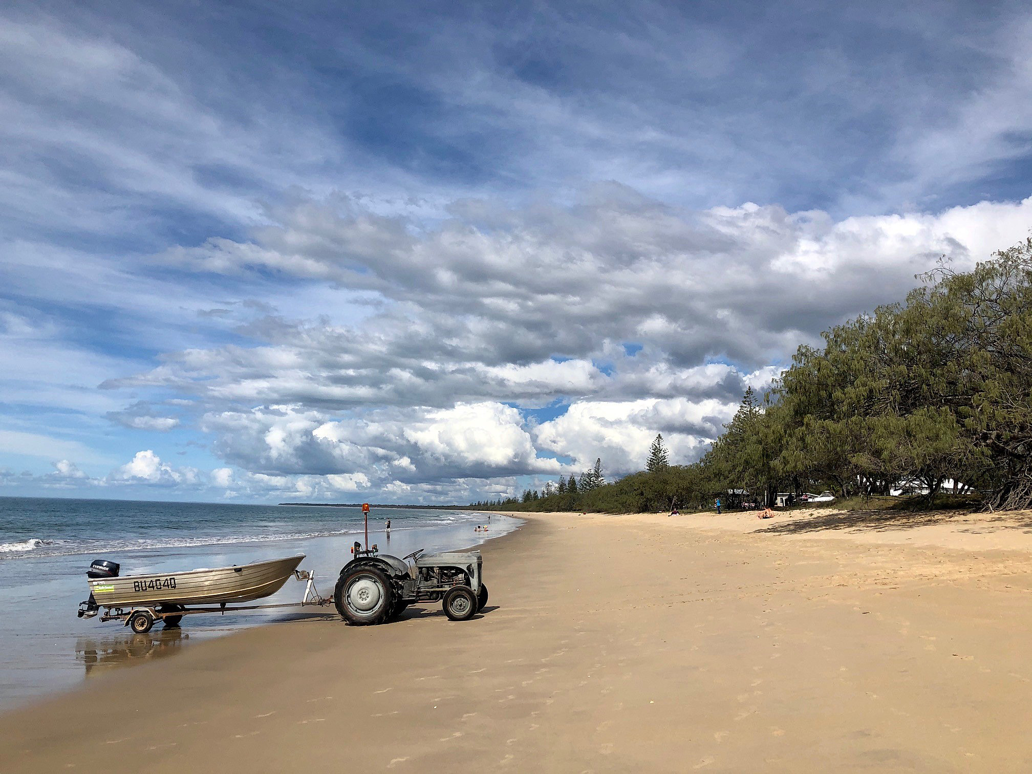 Winter sun a magnet to Woodgate Beach crowds – Bundaberg Now