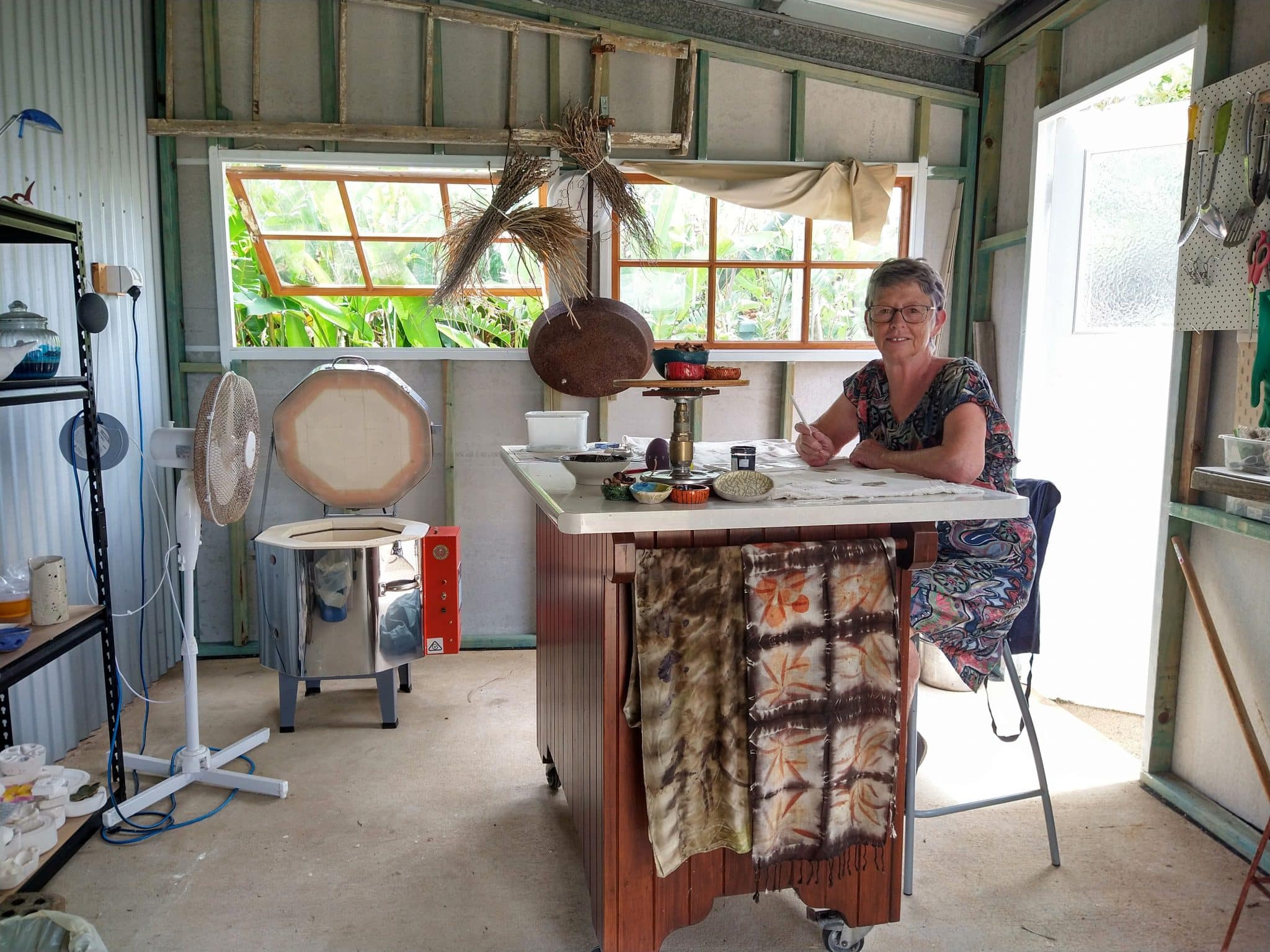 Ceramic artist gets hands-on experience – Bundaberg Now