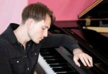 Queensland born pianist Max Foster returning to Queensland and playing a one-show only concert in Bundaberg in September.